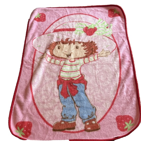 Vintage 00s Strawberry Shortcake Kids Pink Red Fleece Blanket 42"x30" 2005 - Picture 4 of 6